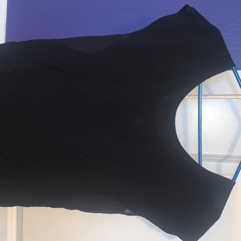 Short black sleeve high low top shop
